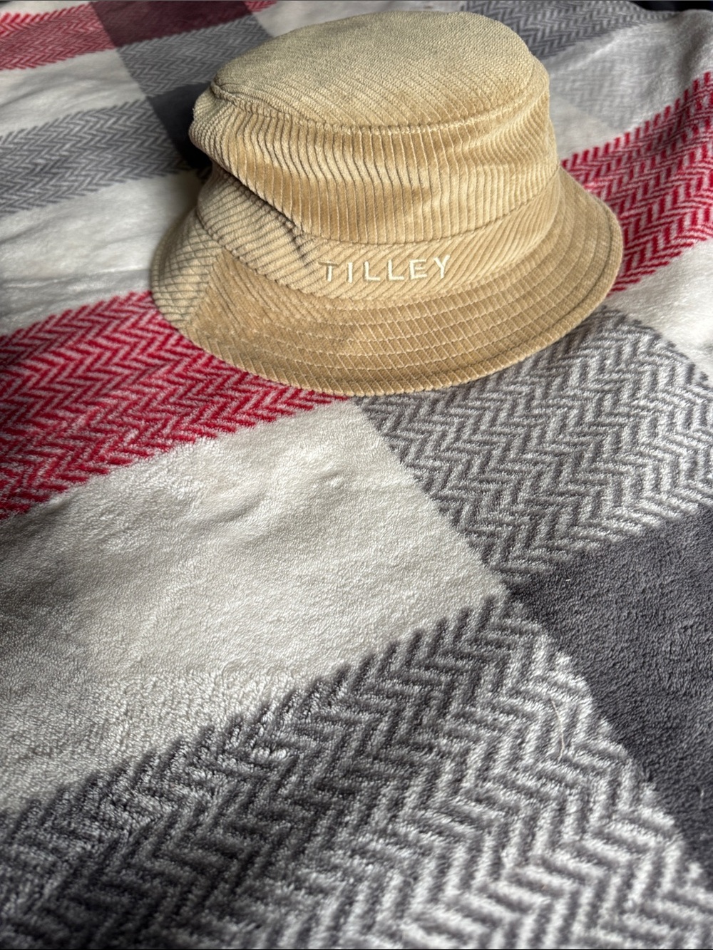 Tilley Corduroy Bucket Hat in Tan